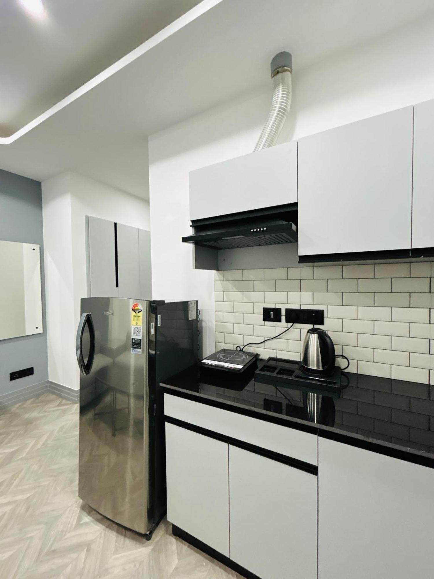 Bedchambers Serviced Apartment, Golf Course, Gurgaon Exterior photo